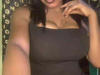 Online nude real LindaBernard